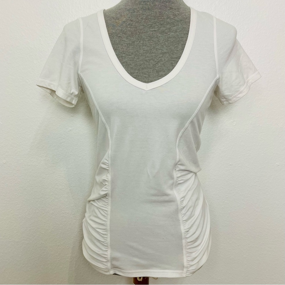 Zella White Ruched V Neck Top Short Sleeve Shirt